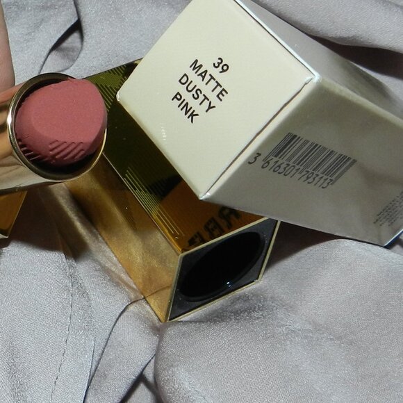 New 🌸Burberry Kisses # 39 Matte Dusty Pink Lipstick🌸3.3g/0.11oz📦⌚🏃🏻💨⚡🚚 - Picture 12 of 15